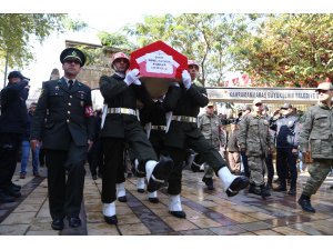 Şehit Kaçmaz, son yolculuğuna uğurlandı