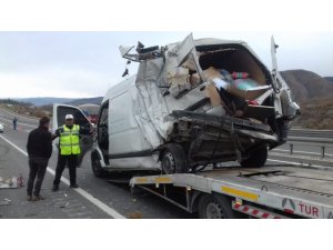 Tosya’da trafik kazasında 4 kişi yaralandı