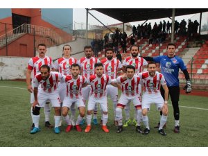 Bilecikspor’u eski oyuncuları avladı