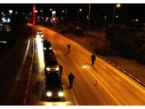 Ehliyetine 6 ay el konulunca çileden çıktı