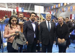AK Parti Mersin’de temayül yoklaması yaptı