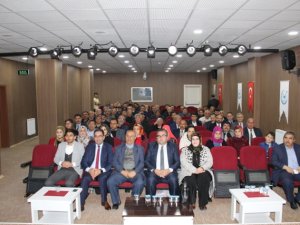 AK Parti Yunak teşkilatı aday adaylarını tanıttı