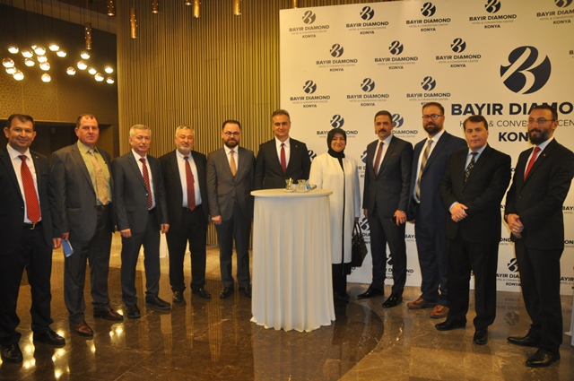 AK Parti Meram teşkilatı aday adaylarını tanıttı