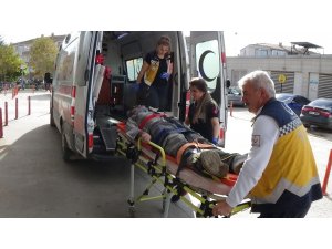 Okul inşaatından düşen usta yaralandı