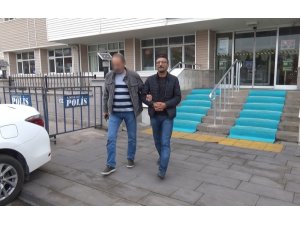Uyuşturucu satarken suçüstü yakalanan şahıs tutuklandı