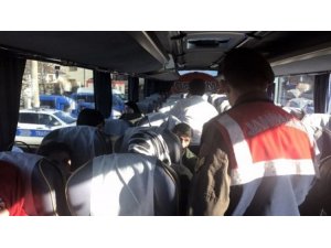 Çantasında uyuşturucuyla yakalandı