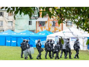 Kolombiya'da göçmen kampındaki arbedeye karışan 15 Venezuelalıya sınır dışı kararı