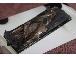 Cep telefonu bomba gibi patladı, teknolojiye küstü