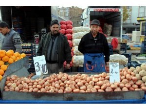 Masraflardan dolayı soğanın fiyatı arttı