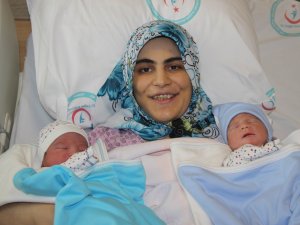 FETÖ'den devralınan hastanenin ilk tüp bebeğinin adı Ömer Halis oldu