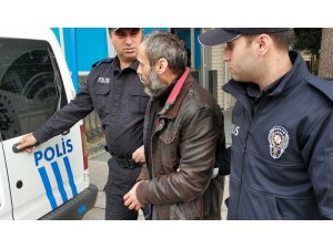 Akaryakıt istasyonunda eniştesini bıçaklayan şahıs, ruh sağlığı hastanesine sevk edildi