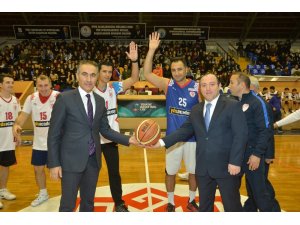 Okul sporları açılış töreni ile başladı
