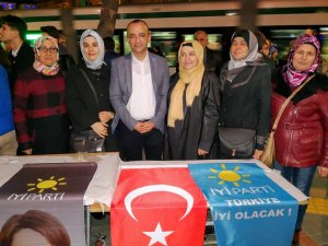 İYİ Parti’den helva ikramı