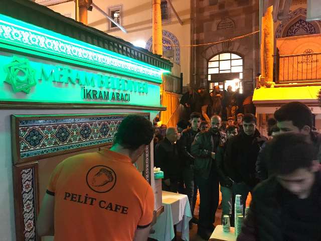 Kapu Camii’nde Mevlid kandili