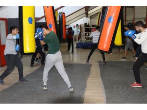 Boksta yeni şampiyonlar yetişiyor