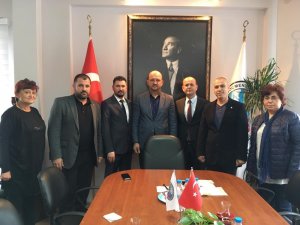 Bornova’dan aday adayı Koçanalı, ziyaretleri hızlandırdı