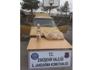 Tarihi eser satmaya çalışırken yakalandılar