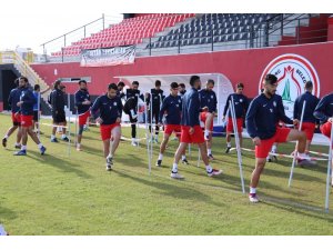Karaköprü Belediyespor Velimeşe’ye hazırlanıyor