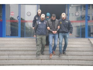 İdlib bölgesinde suikast ve eylemlere katılan DEAŞ’lı terörist eşiyle birlikte adliyede