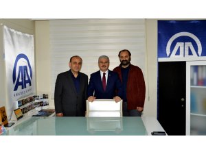 Vali Akın'dan AA Kırşehir Bürosu'na ziyaret