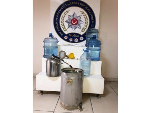 Muğla’da kaçak rakı operasyonu