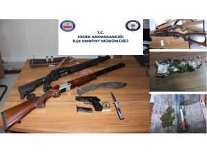Erdek’te silah ve uyuşturucu operasyonu