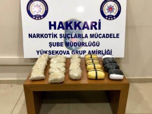 Hakkari'de 11 kilo 300 gram eroin ele geçirildi