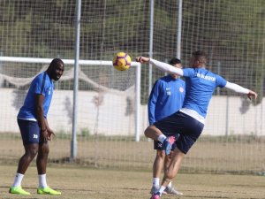 Antalyaspor’da BB Erzurumspor maçı hazırlıkları sürüyor