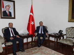 Başkan Özaltun'dan Vali Toprak'a ziyaret