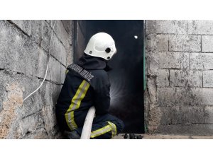Odunlukta çıkan yangın söndürüldü