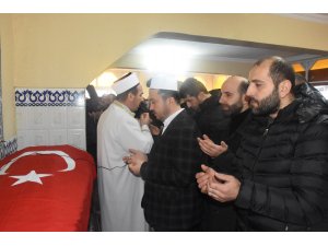 Maden işçileri toprağa verildi