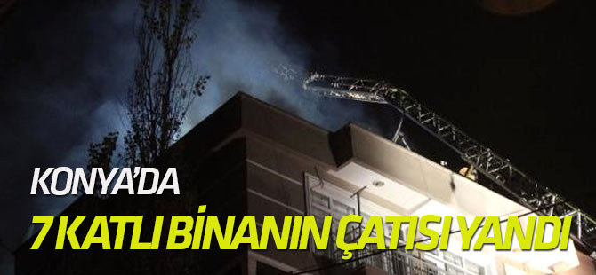 7 Katlı Binanın Çatısı Yandı