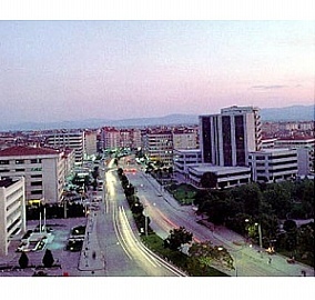 Turizm kriz dinlemeden rekora koşuyor
