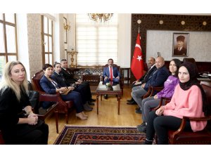 Öğretmenlerden Vali Mantı'ya ziyaret