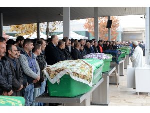 Malatya'da yolcu midibüsünün devrilmesi