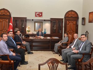 Basın Temsilcileri, Rektör Özçelik’i ziyaret etti