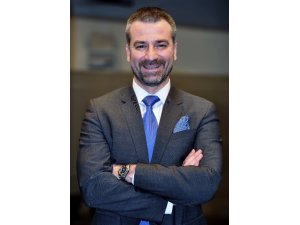 Tüketiciler cep telefonu baktı, deterjan aldı