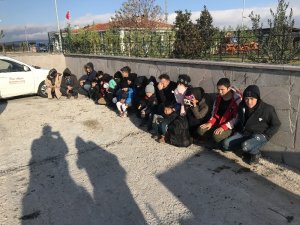 Çanakkale’de 35 kaçak göçmen yakalandı