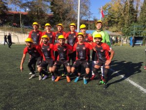 Tepebaşıspor, galibiyeti madencilere armağan etti