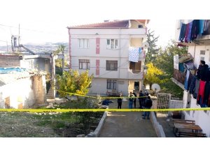 Çatıdan atlayan şahıs öldü