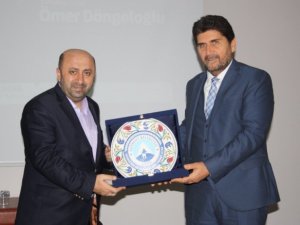 Döngeloğlu, Derbent’te konferans verdi