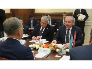 Kazakistan'da Uluslararası Parlamento Konferansı