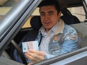 Çocuklukta hayalini kurdu, 31 sınıf ehliyet aldı