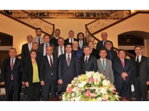 Türk iş insanları heyeti Barzani ile iki ülke ticaretini görüştü