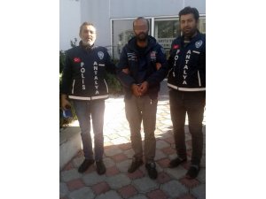 Isınmak için ambulans çalan şüpheli tutuklandı