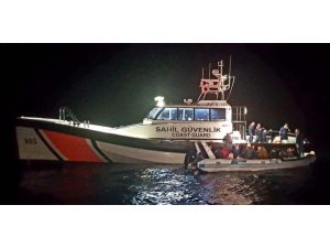 Botla kaçmaya çalışan göçmenler yakalandı