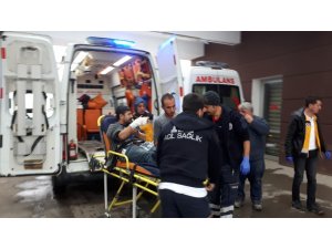 Kolunu iş makinesine kaptıran işçi yaralandı