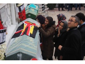 ODTÜ’lü İrem gözyaşlarıyla son yolculuğuna uğurlandı