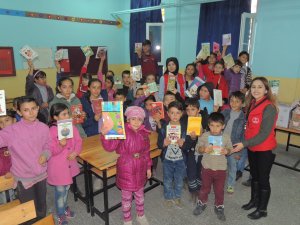 Karapınar Gençlik Merkezi'nden köy okuluna ziyaret