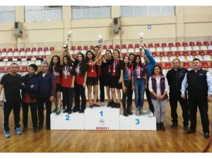 Okul Sporları Gençler Masa Tenisi yarışmaları tamamlandı